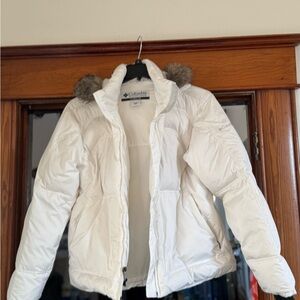 Women’s Columbia jacket